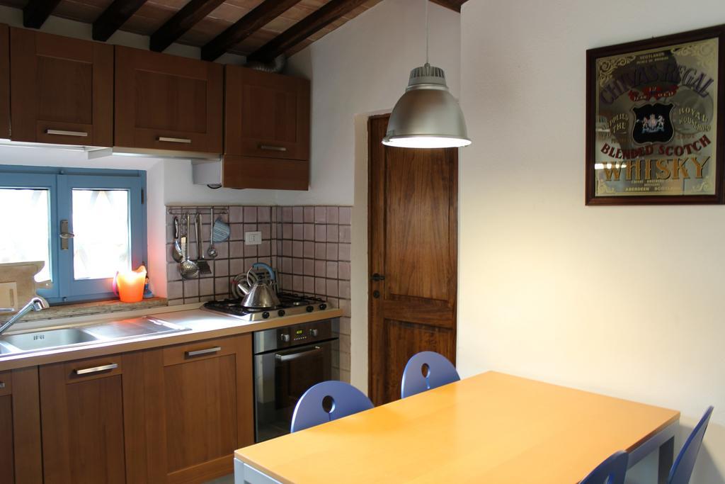 Monteriggioni Suite Номер фото