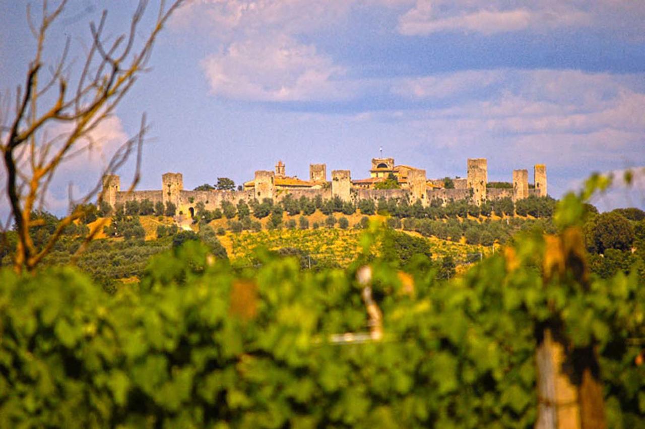 Monteriggioni Suite Экстерьер фото