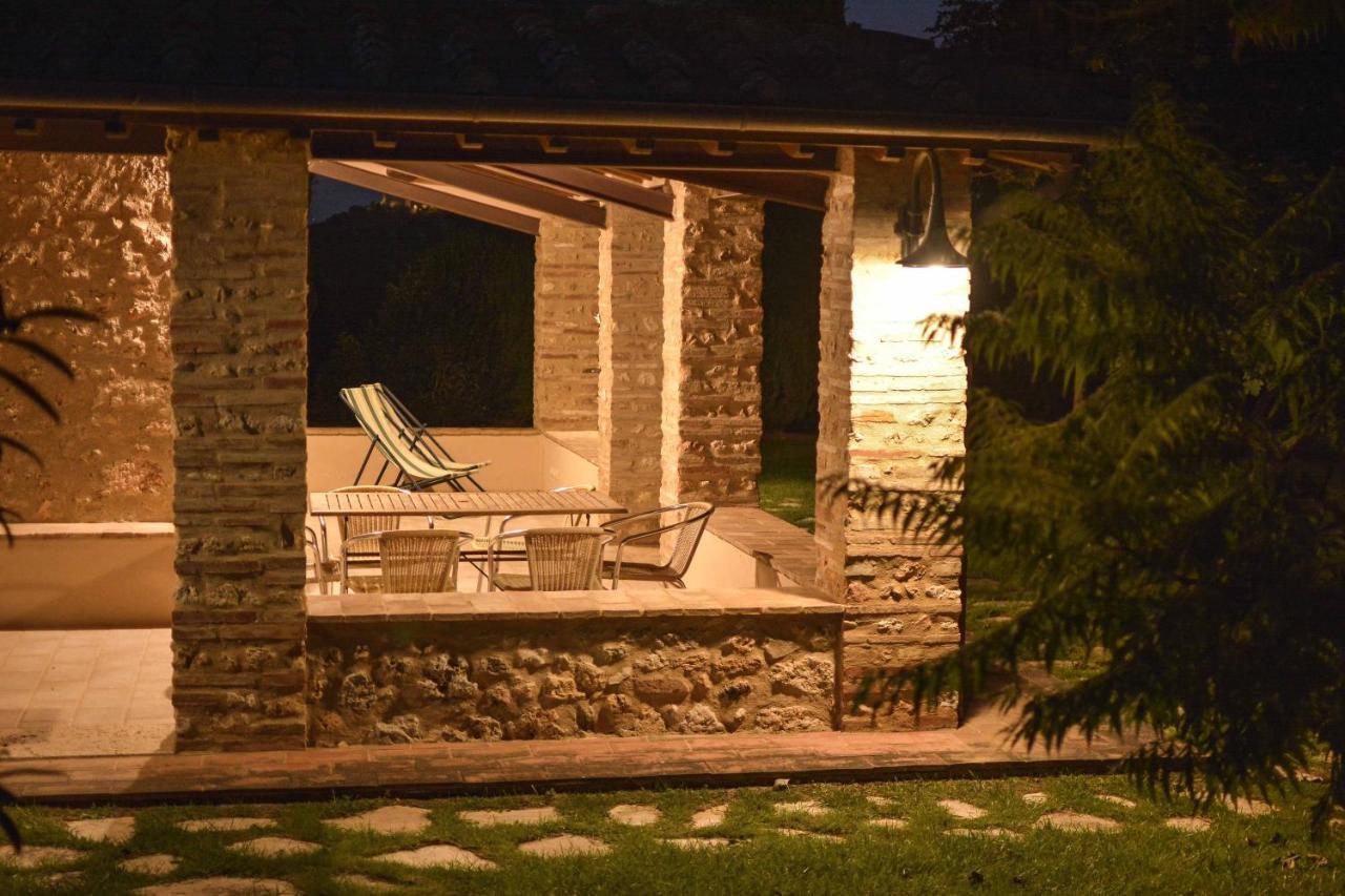 Monteriggioni Suite Экстерьер фото