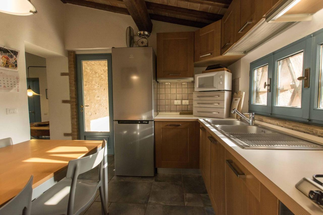 Monteriggioni Suite Экстерьер фото